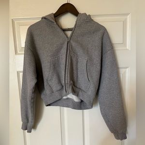 Aritzia TNA Cozy Fleece Boyfriend Boxy Zip Hoodie in Gray!